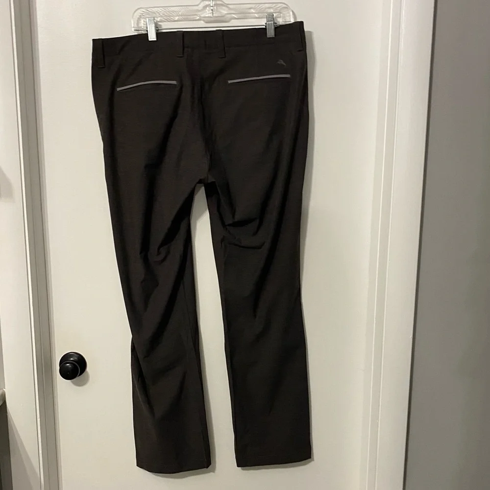 Tommy‎ Bahama Gray Flat Front Dress Pants 36x32